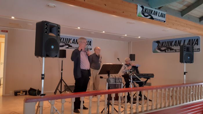 Tanssien avaus ja orkesteri
