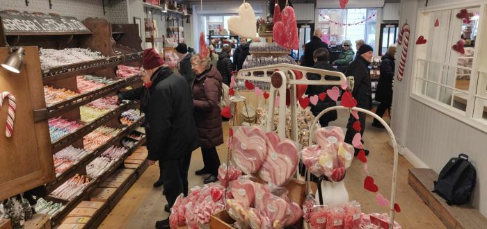  Viging Cinderellan Taxfrii naisten osaston myymälän tuotteet
